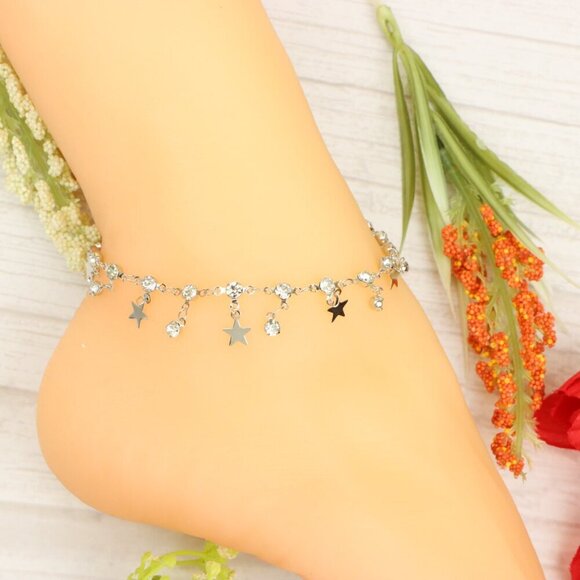 "Handmade Anklet – Elegant & Delicate Jewelry for Women | UNVRC1313 - Picture 5 of 10
